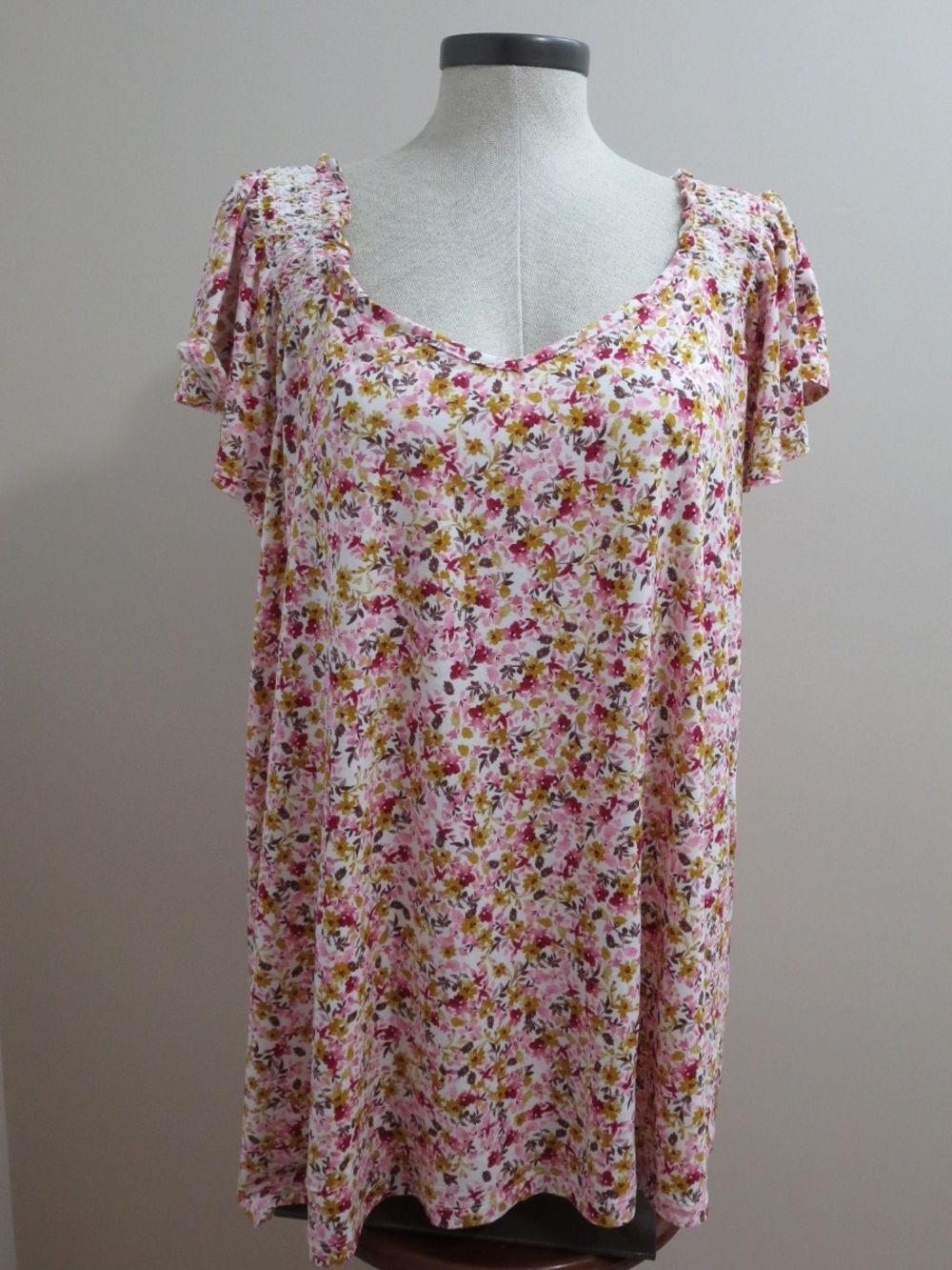 Torrid Super Soft Smocked Flutter Sleeve Top Size 2